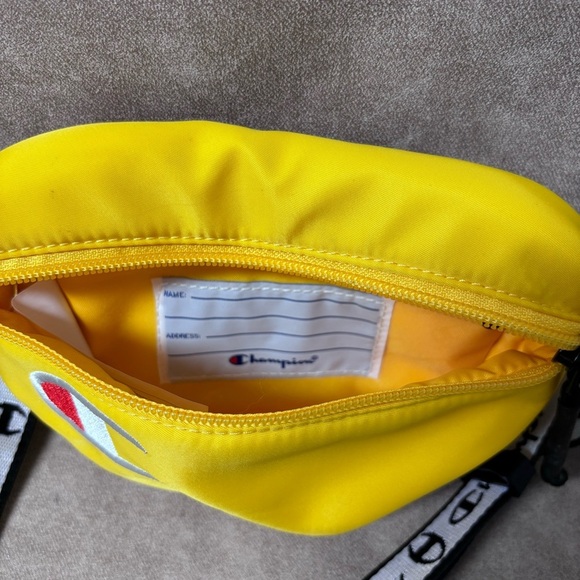 Champion Waist Bag yellow Fanny Pack C
Prime Logo Dark Waist/Sling Bag - Picture 4 of 4